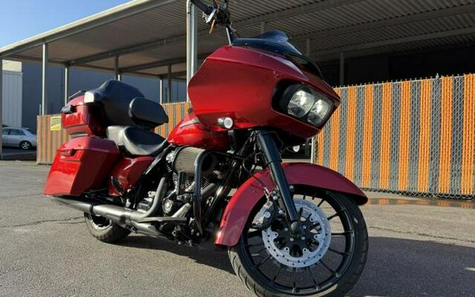 2018 Harley-Davidson Road Glide Special Wicked Red