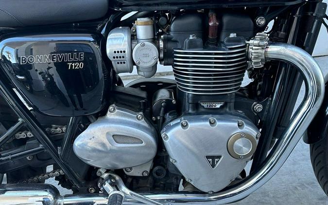 2022 Triumph Bonneville T120 Jet Black