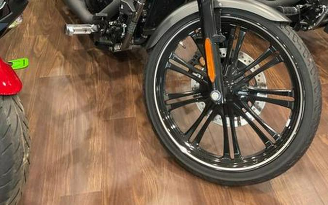 2024 Kawasaki Vulcan® 900 Classic Custom