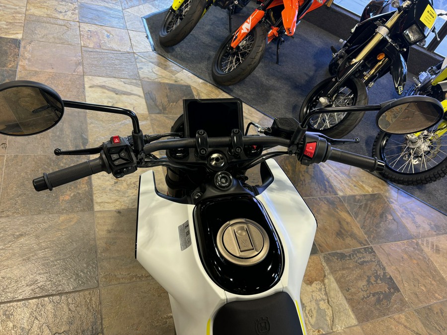 2024 Husqvarna Vitpilen 401