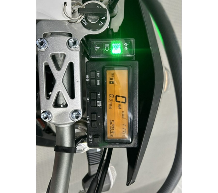 2022 Suzuki DR-Z 400SM