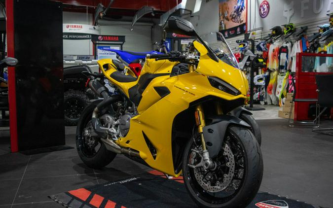 2026 Ducati Panigale V2 S Ducati Yellow V2 S