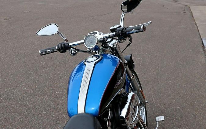 2004 Harley-Davidson® XL1200C - Sportster® 1200 Custom