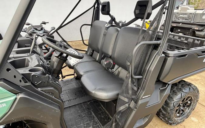2026 Can-Am DEFENDER DPS HD7