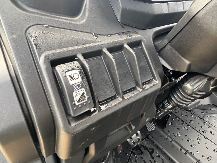 2026 Can-Am DEFENDER DPS HD7