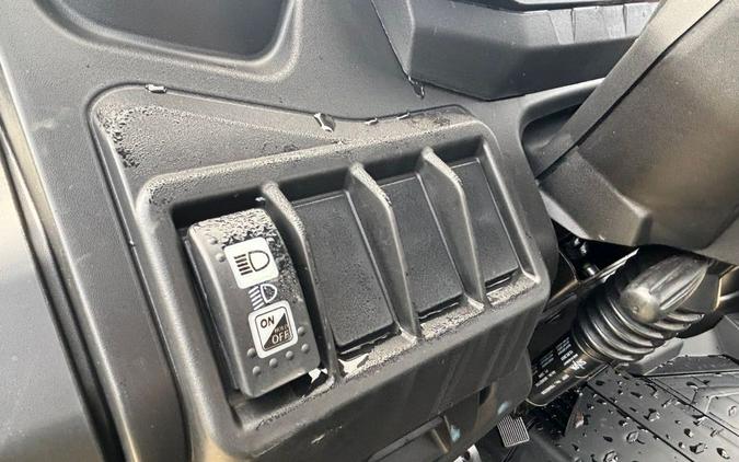 2026 Can-Am DEFENDER DPS HD7