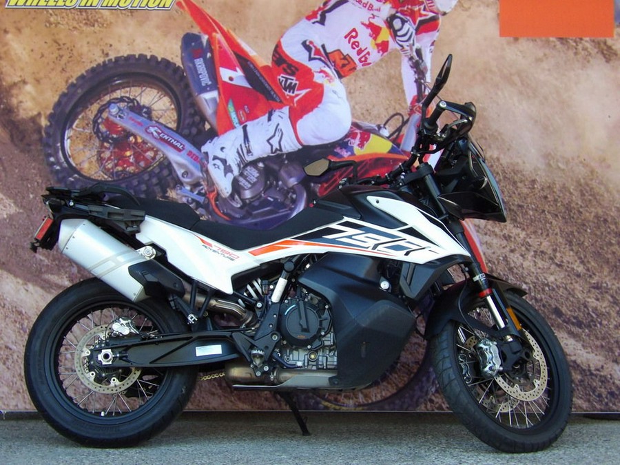 2019 KTM 790 Adventure