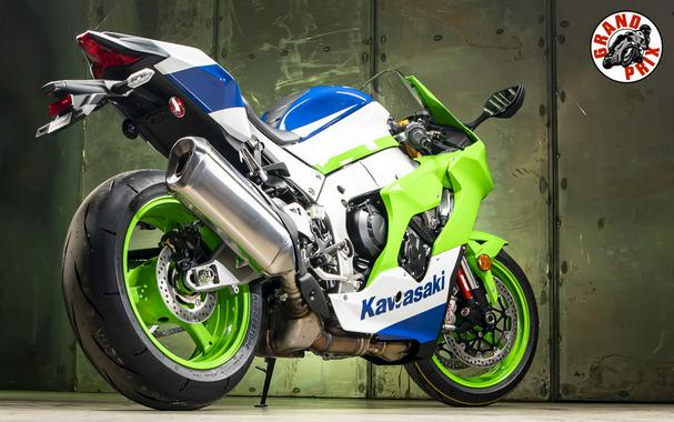 2024 Kawasaki Ninja® ZX™-10R 40th Anniversary Edition ABS