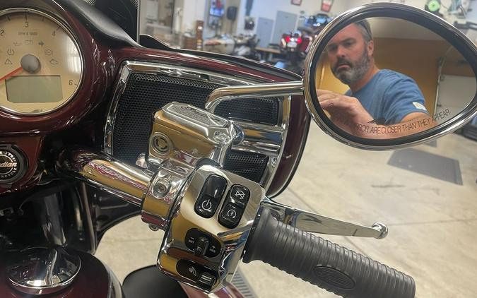 2021 Indian Motorcycle® Roadmaster® Maroon Metallic/Crimson Metallic