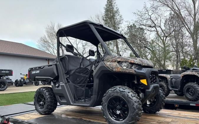 2026 Can-Am DEFENDER DPS HD9