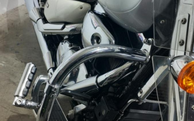 2013 Suzuki VZ1500L3