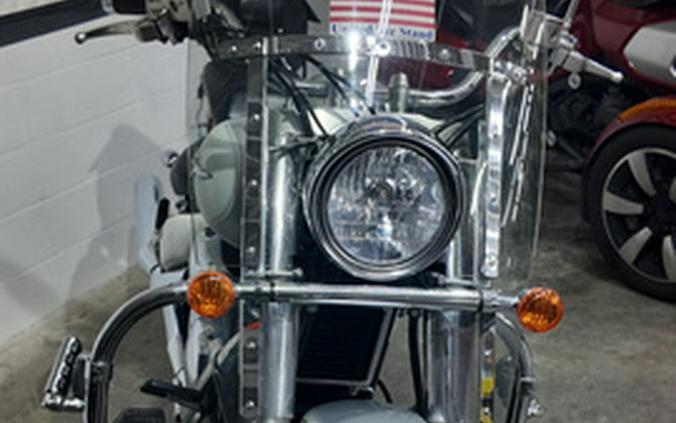 2013 Suzuki VZ1500L3