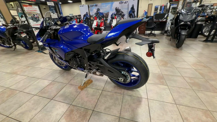 2026 Yamaha YZF-R1