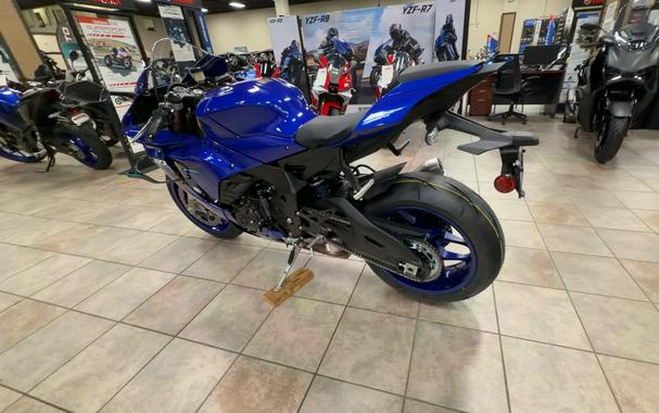 2026 Yamaha YZF-R1