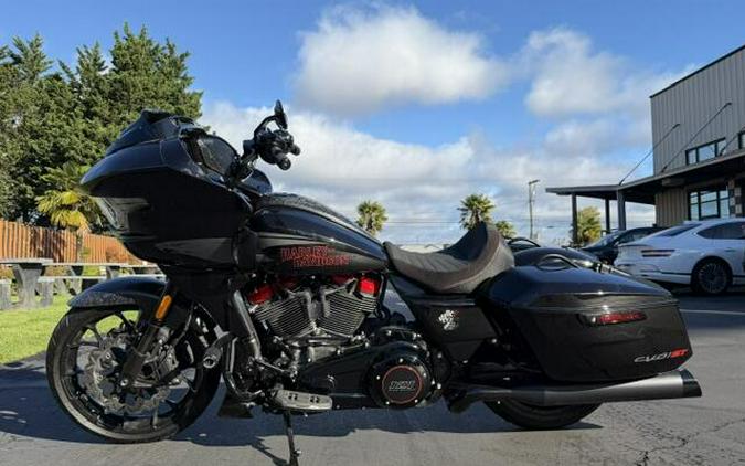 2024 Harley-Davidson CVO Road Glide ST Raven Metallic