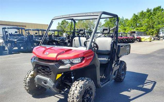 2024 Can-Am Defender DPS HD9