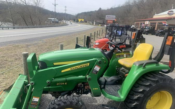 2017 John Deere 3025E