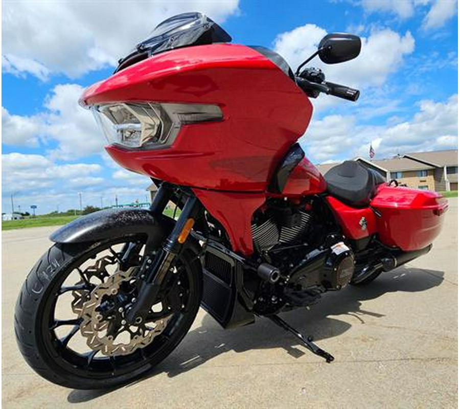 2025 Harley-Davidson CVO™ Road Glide® ST