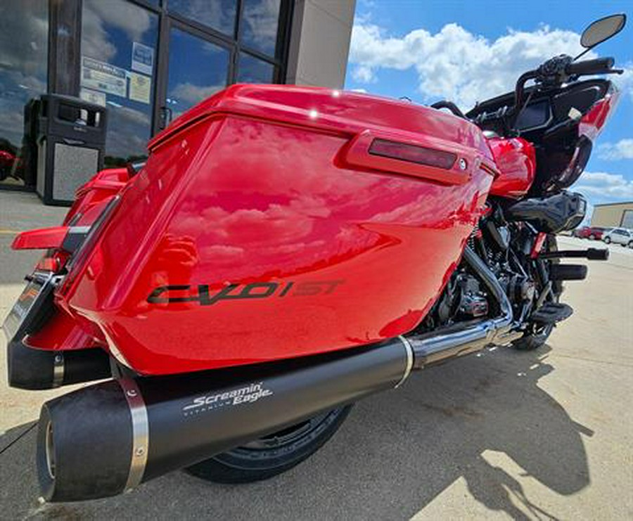 2025 Harley-Davidson CVO™ Road Glide® ST