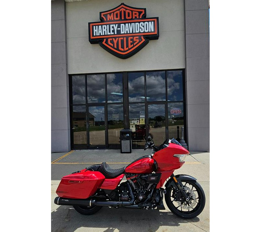 2025 Harley-Davidson CVO™ Road Glide® ST