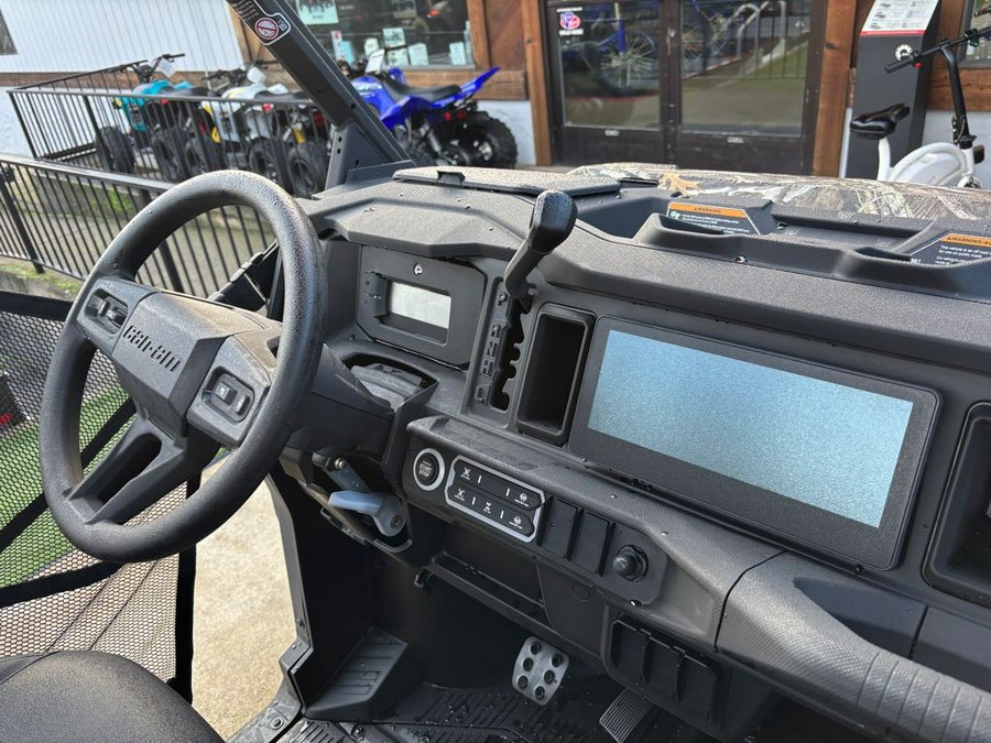 2026 Can-Am DEFENDER XT HD11