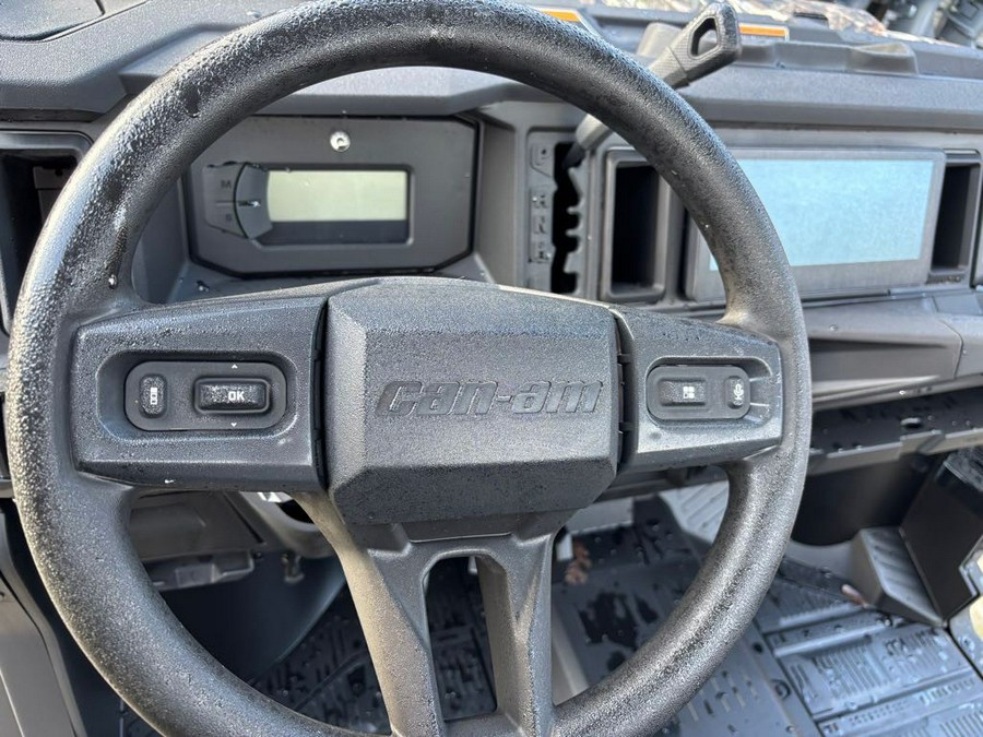 2026 Can-Am DEFENDER XT HD11