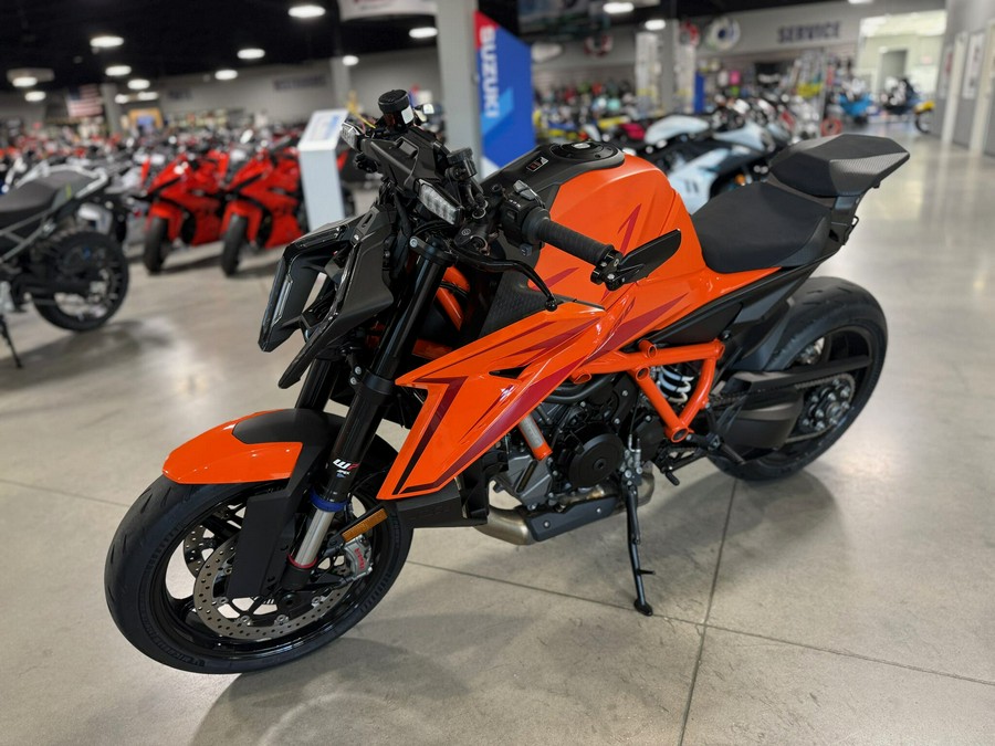 2024 KTM Super Duke R EVO