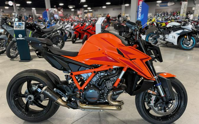 2024 KTM Super Duke R EVO