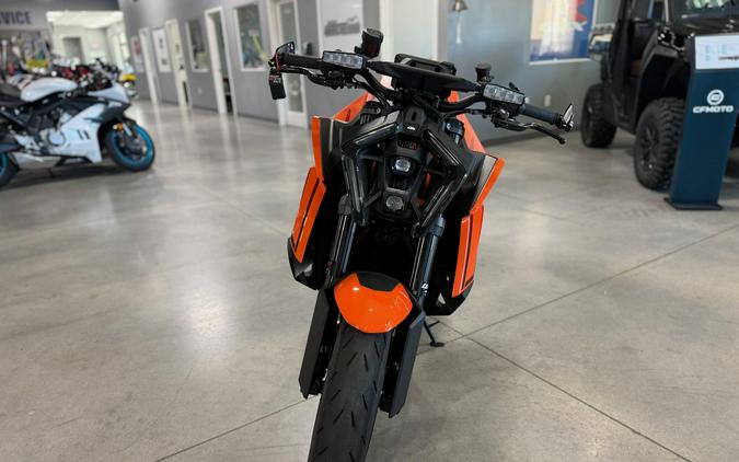 2024 KTM Super Duke R EVO