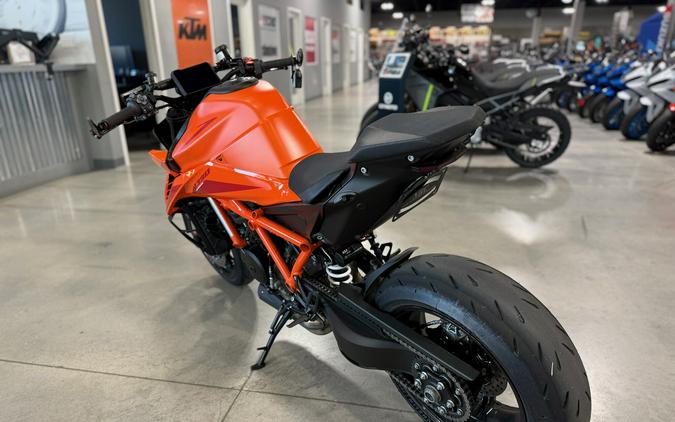 2024 KTM Super Duke R EVO