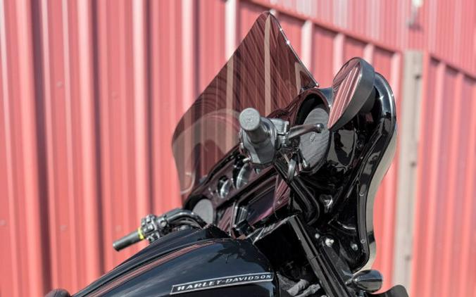 2020 Harley-Davidson® Street Glide® Special Vivid Black