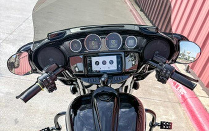 2020 Harley-Davidson® Street Glide® Special Vivid Black
