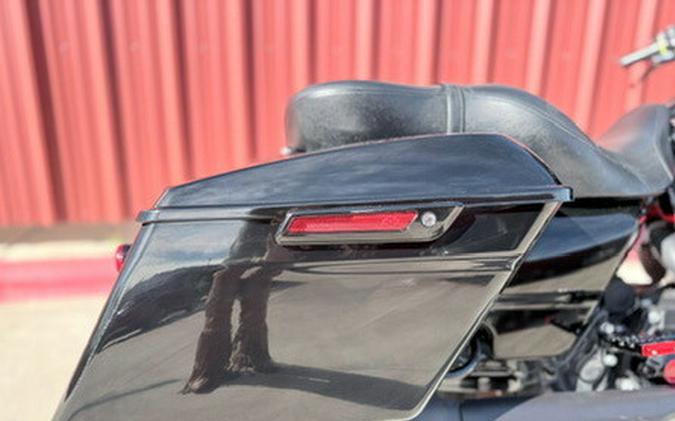 2020 Harley-Davidson® Street Glide® Special Vivid Black