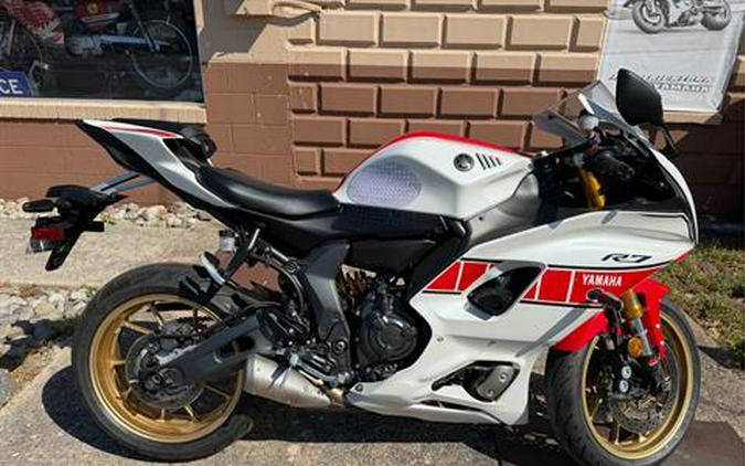 2022 Yamaha YZF-R7 World GP 60th Anniversary Edition