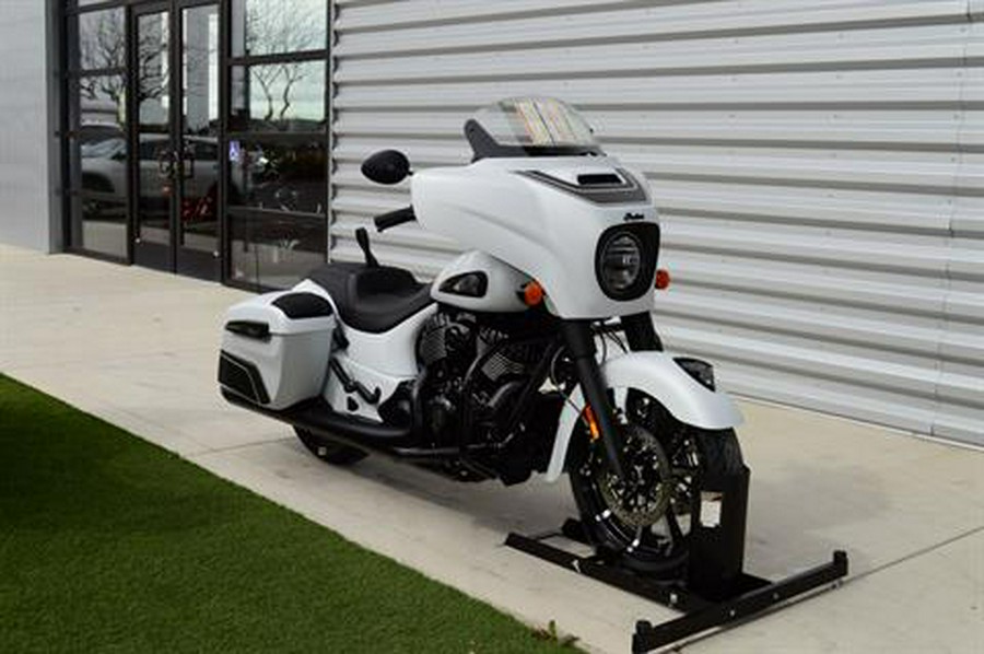 2024 Indian Motorcycle Chieftain® Dark Horse® with PowerBand Audio Package