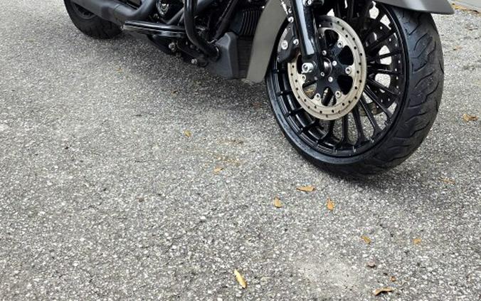 2018 Harley-Davidson® FLHRXS Road King® Special