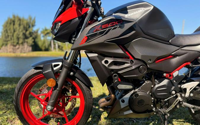 2025 Kawasaki Z500 SE ABS