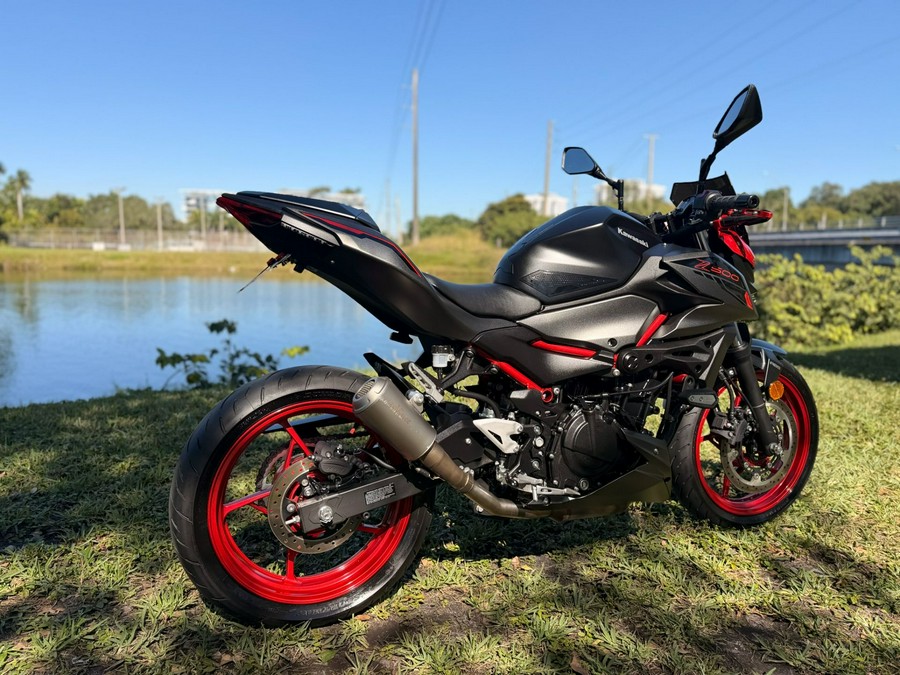 2025 Kawasaki Z500 SE ABS