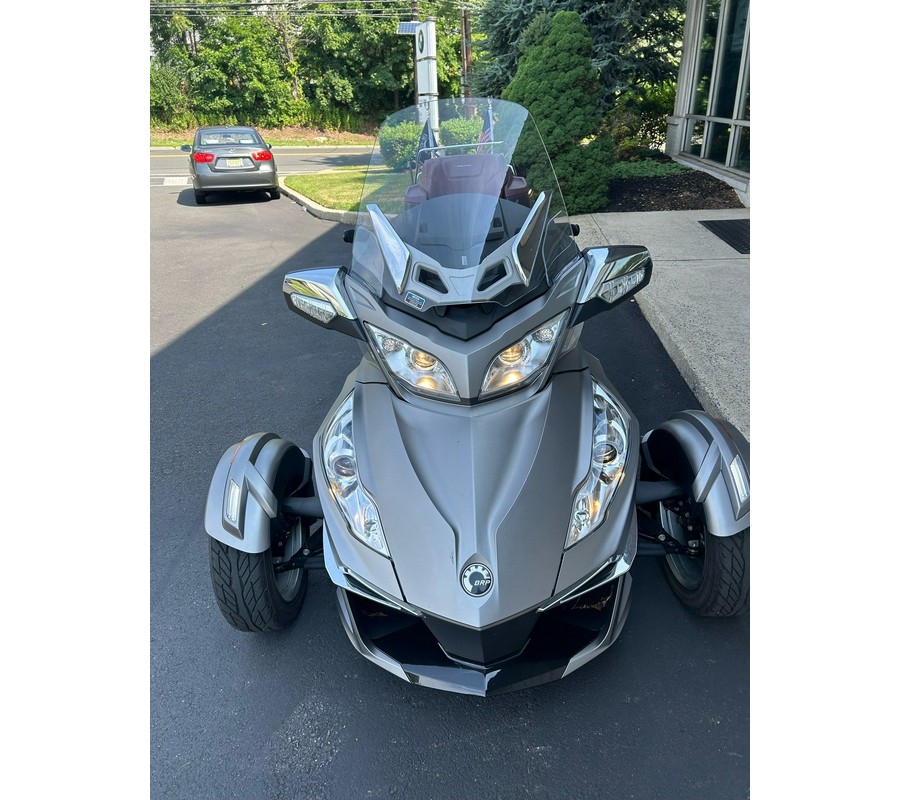 2014 Can-Am Spyder RT LIM