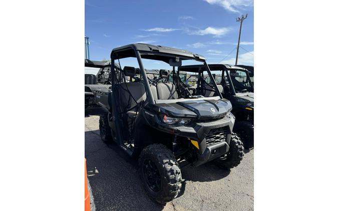 2025 Can-Am DEFENDER DPS HD9