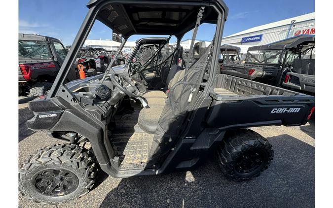 2025 Can-Am DEFENDER DPS HD9