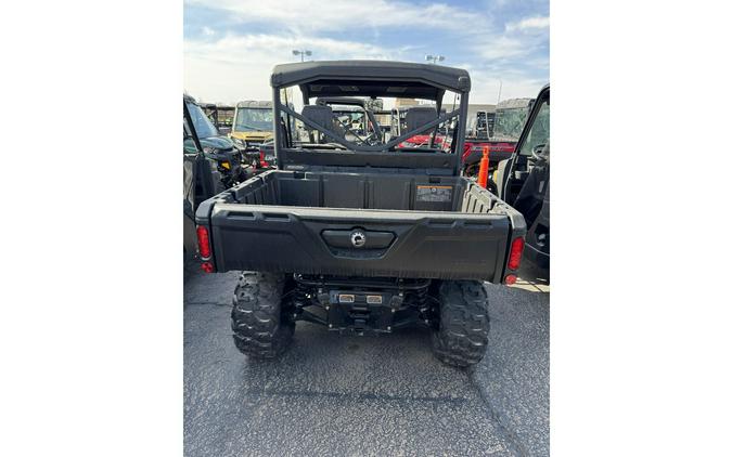 2025 Can-Am DEFENDER DPS HD9