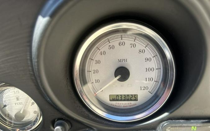 2006 Harley-Davidson® FLHX - Street Glide®