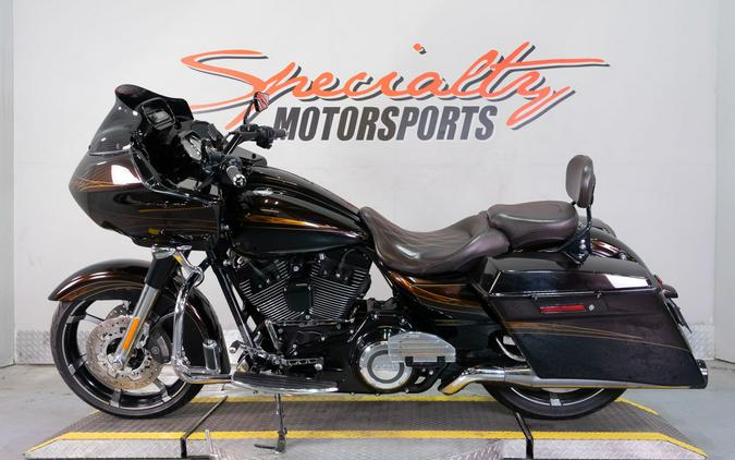 2012 Harley-Davidson CVO™ Road Glide® Custom