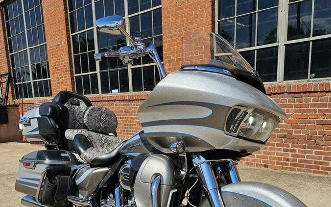 2016 Harley-Davidson Road Glide® CVO™ Ultra