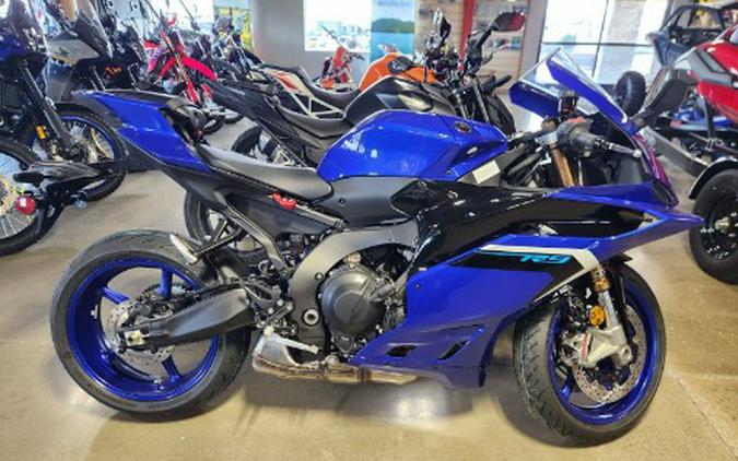 2025 Yamaha YZF-R9