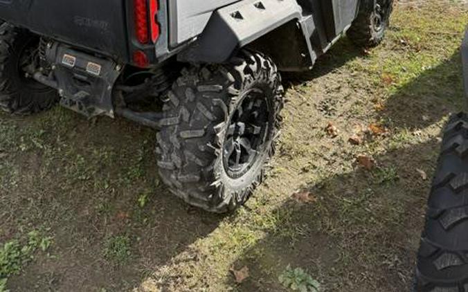 2020 DEF XT CAB HD8 - Can-Am