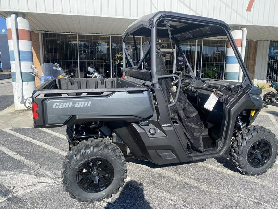 2024 Can-Am® Defender XT HD10