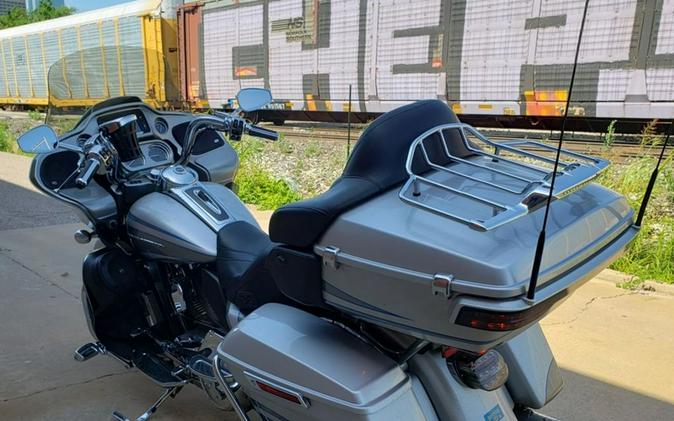 2016 Harley-Davidson Road Glide® CVO™ Ultra