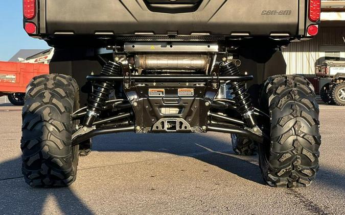 2026 Can-Am® Defender DPS CAB HD10